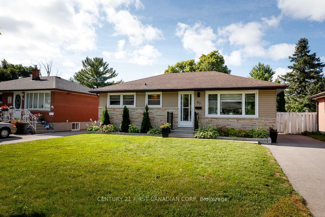 Photo de la propriété: 82 Queenston Crescent ON N5W 1N6