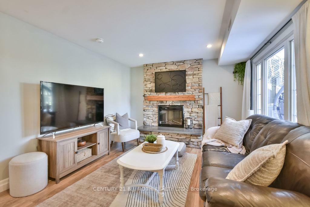 Property Photo: 46 Ridgeway Avenue ON L4N 5L2