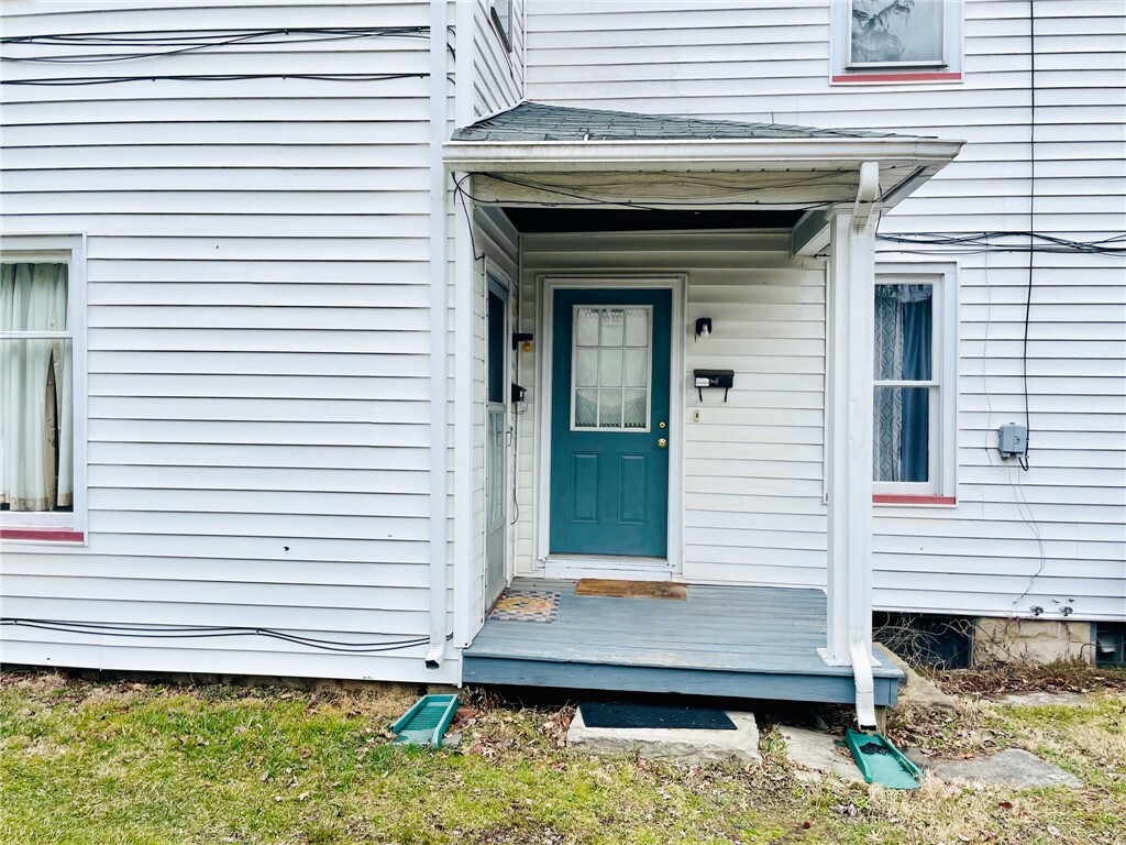 Property Photo: 331 N Pitt St PA 16137