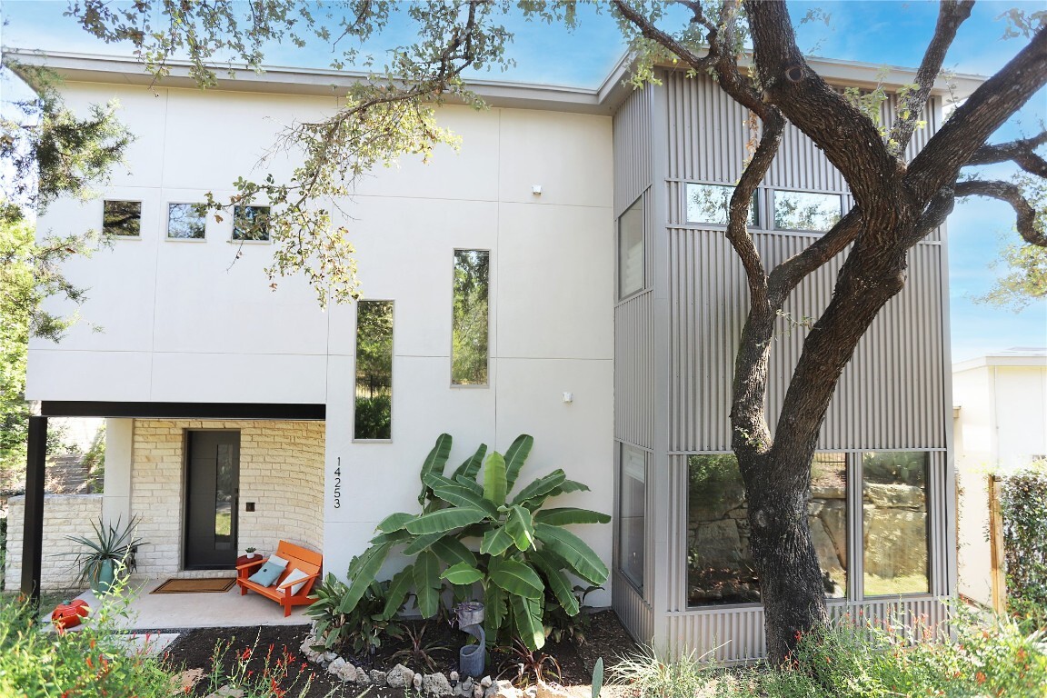 Property Photo: 14253 Hunters Pass TX 78734