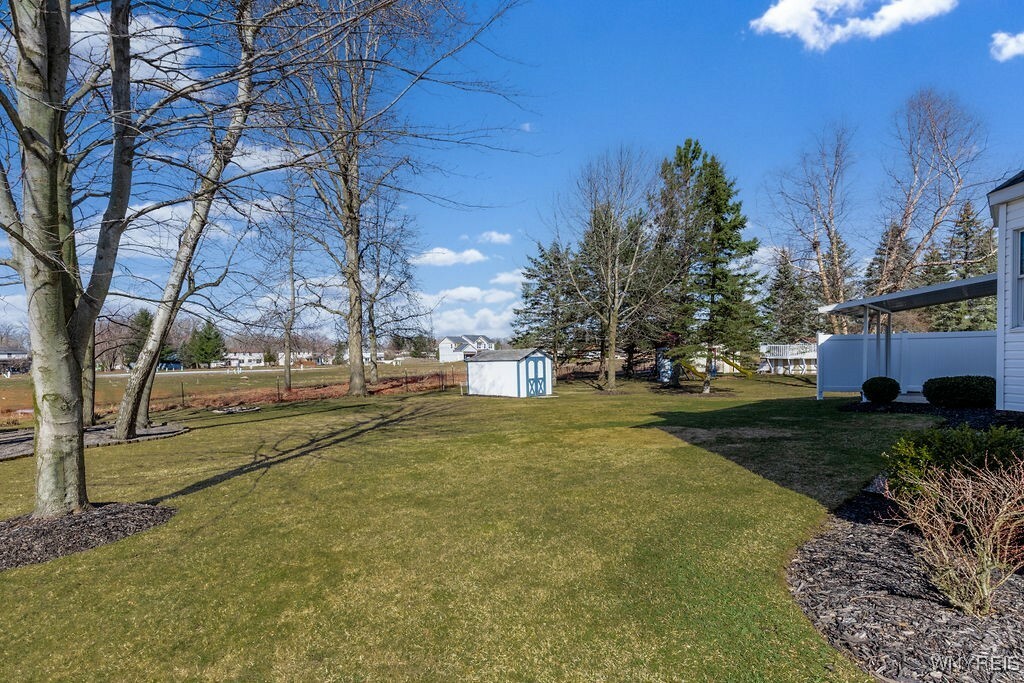 Property Photo: 78 Pellamwood Court NY 14072