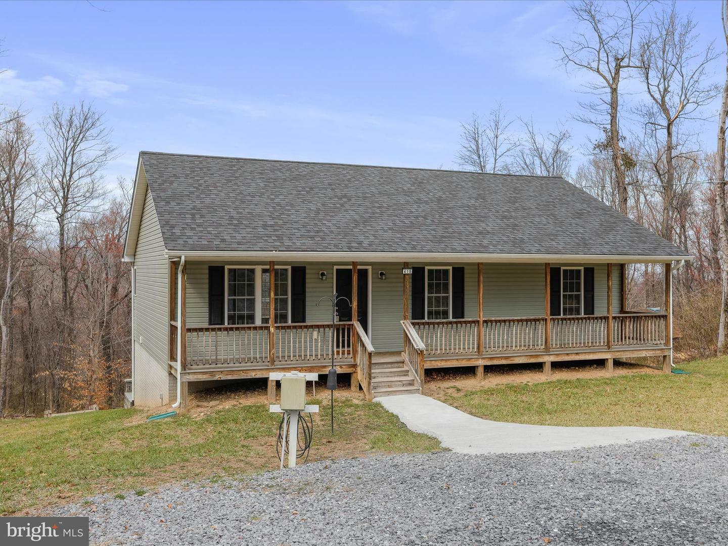 Property Photo: 415 Pine Ridge Drive VA 22630