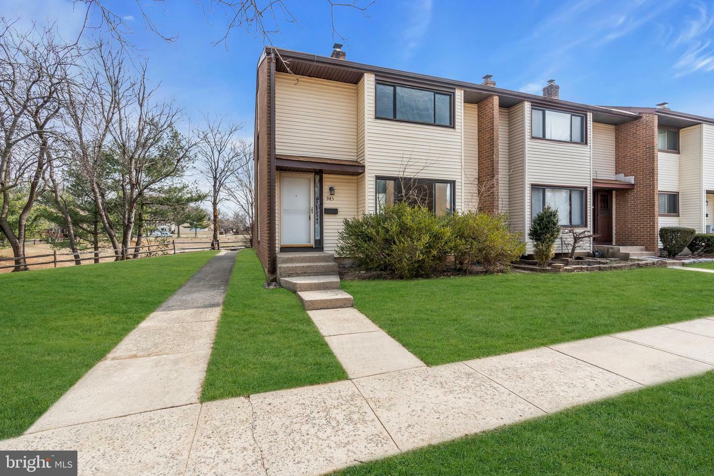 Property Photo: 945 Jamestown Road NJ 08520