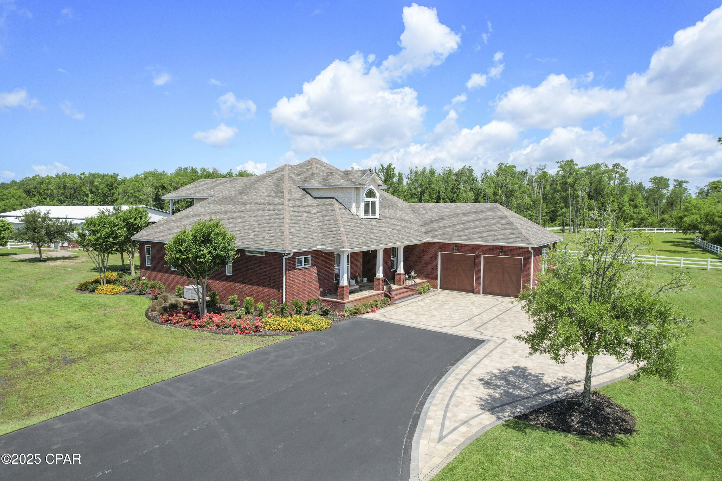Property Photo: 4301 Transmitter Road FL 32404