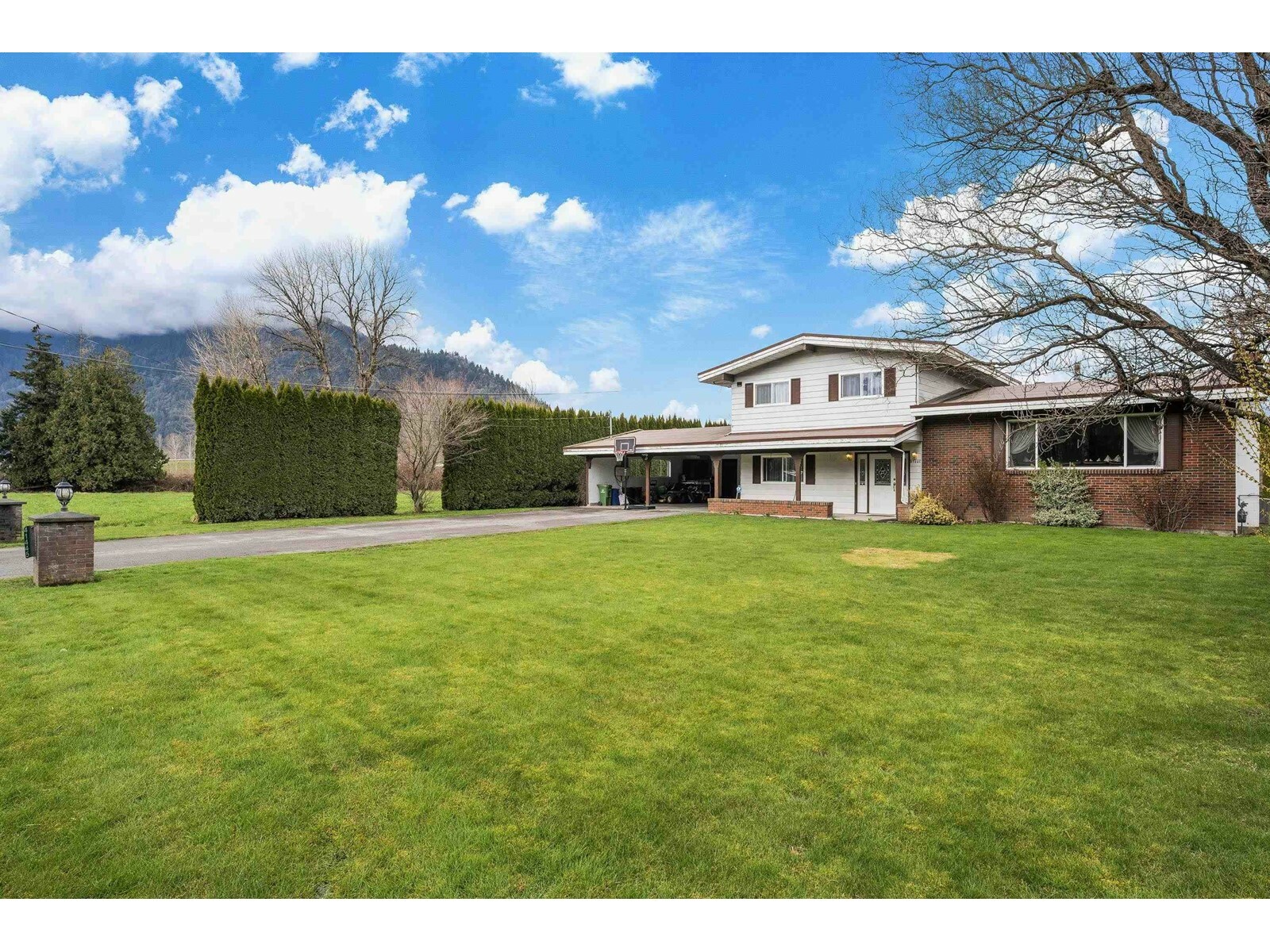 Property Photo: 41445 Yale Road BC V2R 4J3