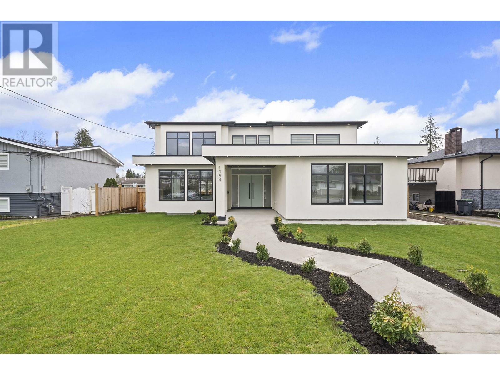 Property Photo: 1054 Smith Avenue BC V3J 2X8