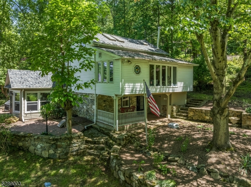 10 Morningstar Ln  Bethlehem Twp. NJ 08802 photo
