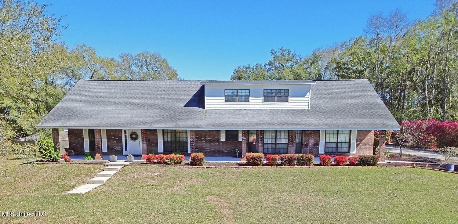 Property Photo:  10208 Lake Breeze Lane  MS 39571 