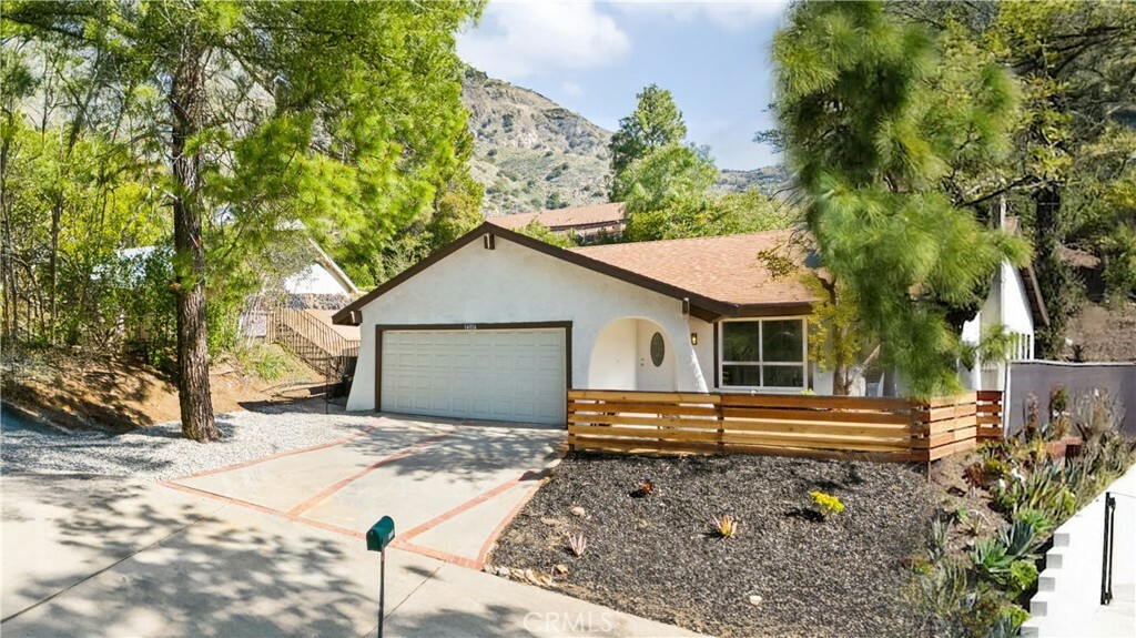 Property Photo:  14016 Candlewood Drive  CA 91342 