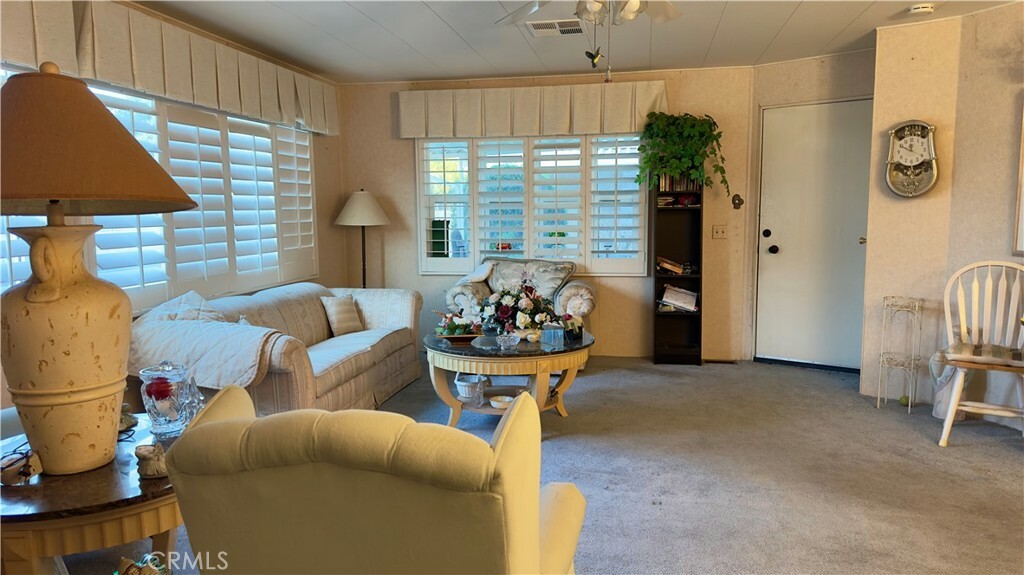 Property Photo: 601 N Kirby Street 292 CA 92545