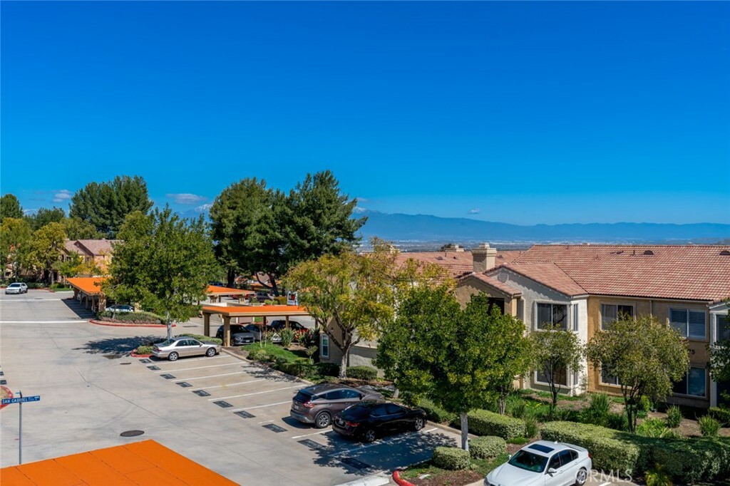 Property Photo: 2380 Del Mar Way 302 CA 92882