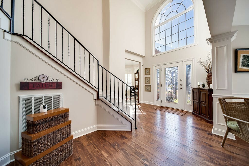Property Photo: 908 Plantation Blvd TN 37066
