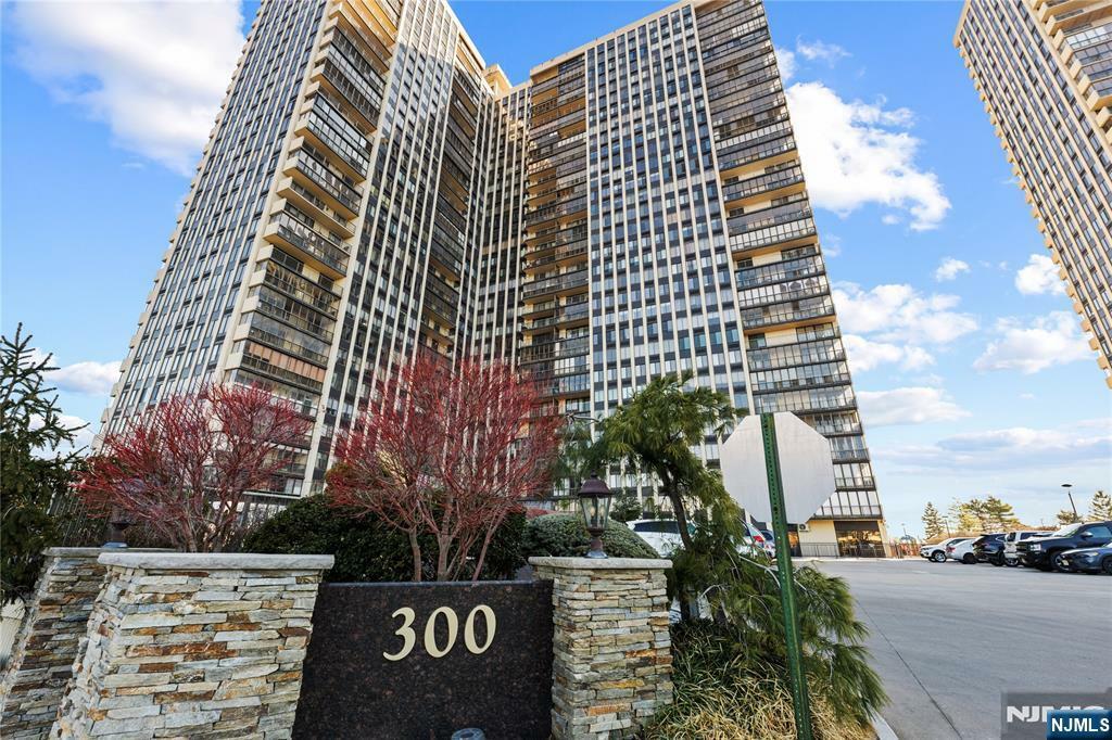 Property Photo: 300 Winston Drive 305 NJ 07010