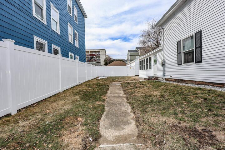 Property Photo:  252 Notre Dame Avenue  NH 03102 