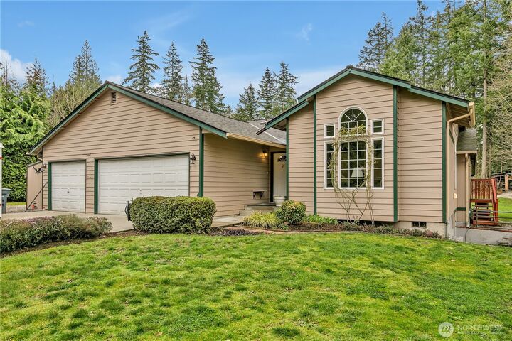 1304  208th Avenue E  Lake Tapps WA 98391 photo