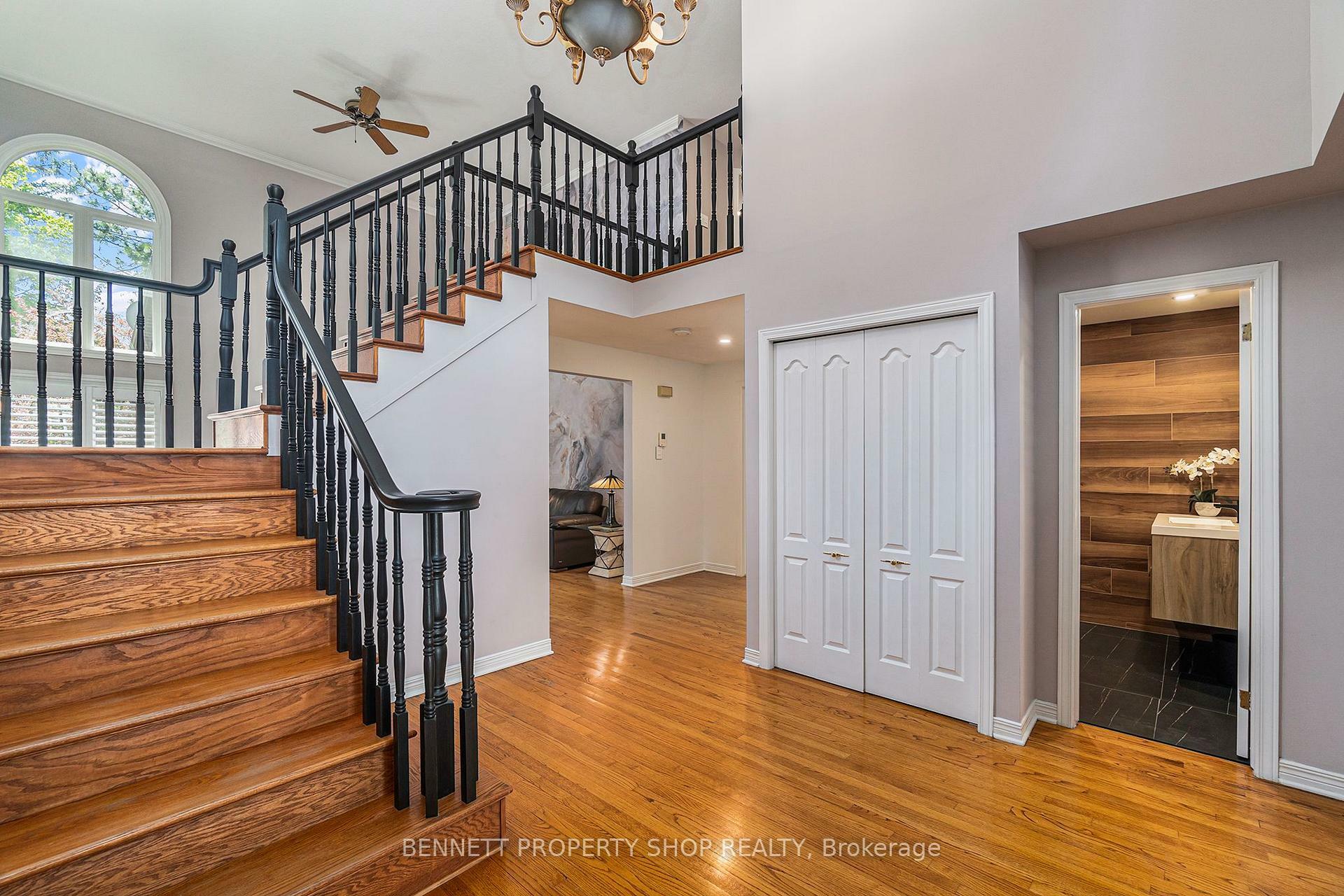 Property Photo: 1708 Autumn Ridge Drive ON K1C 6Y5