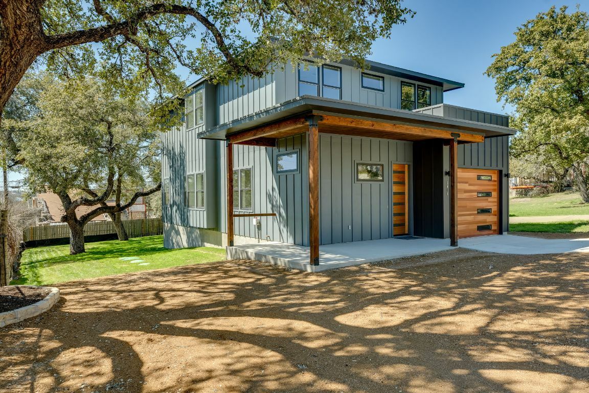 Property Photo: 3014 Brass Buttons Trail TX 78734