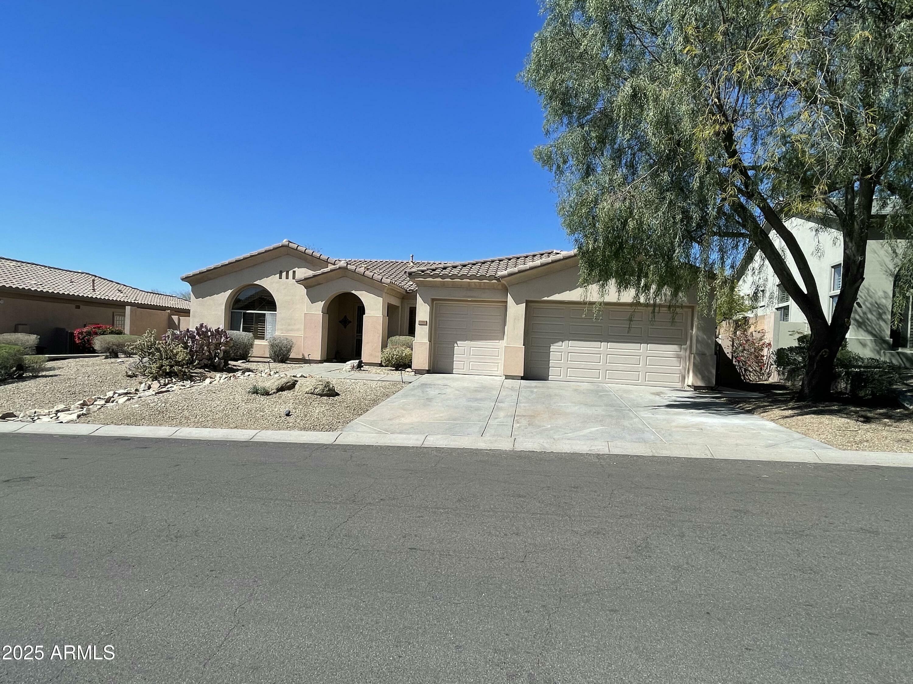 Property Photo: 10980 E Winchcomb Drive AZ 85255