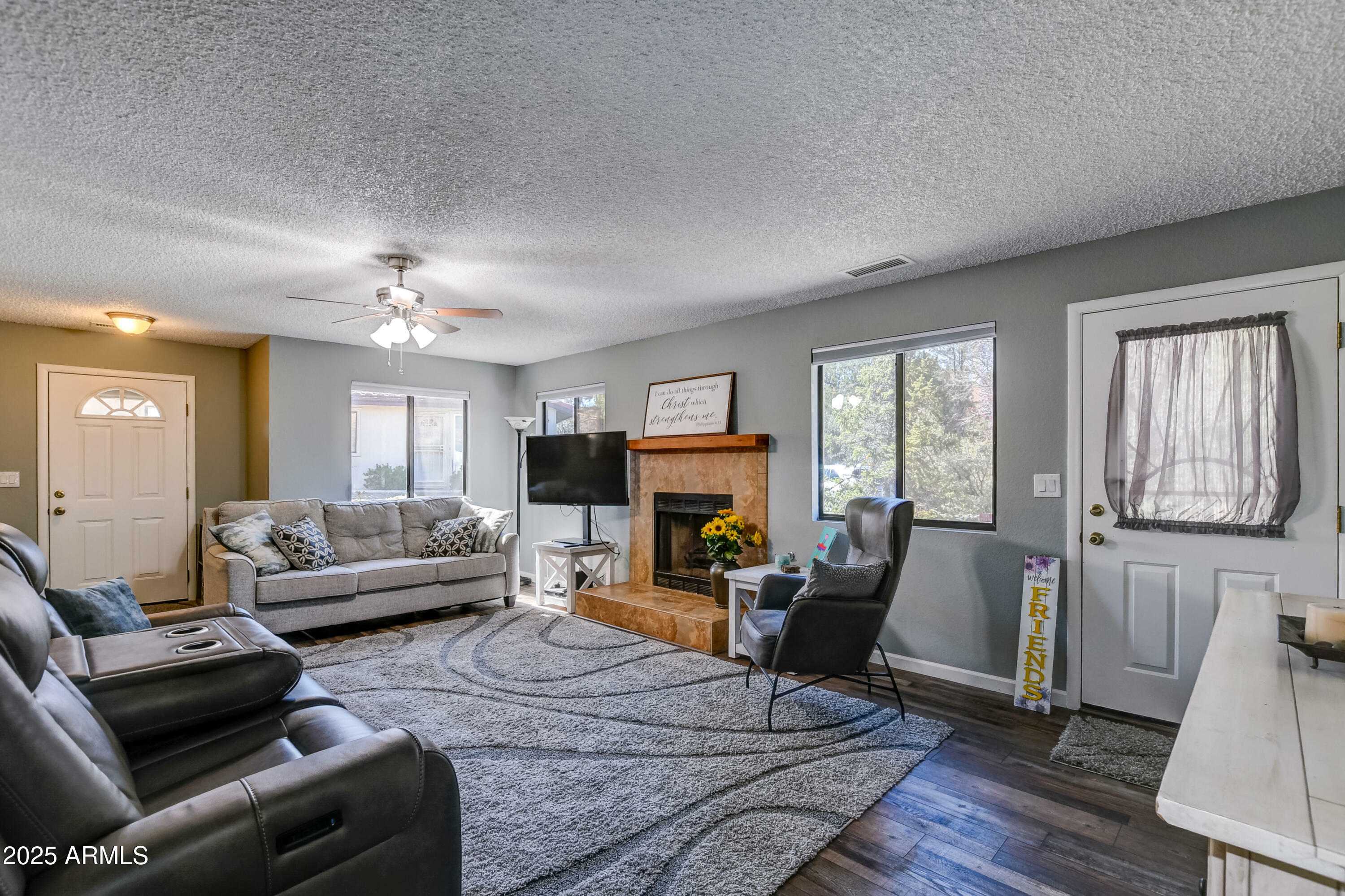 Property Photo: 419 Apache Plume Trail AZ 86301