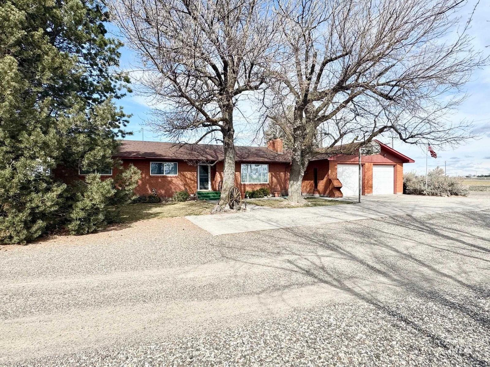 Property Photo: 200 N 200 E ID 83350