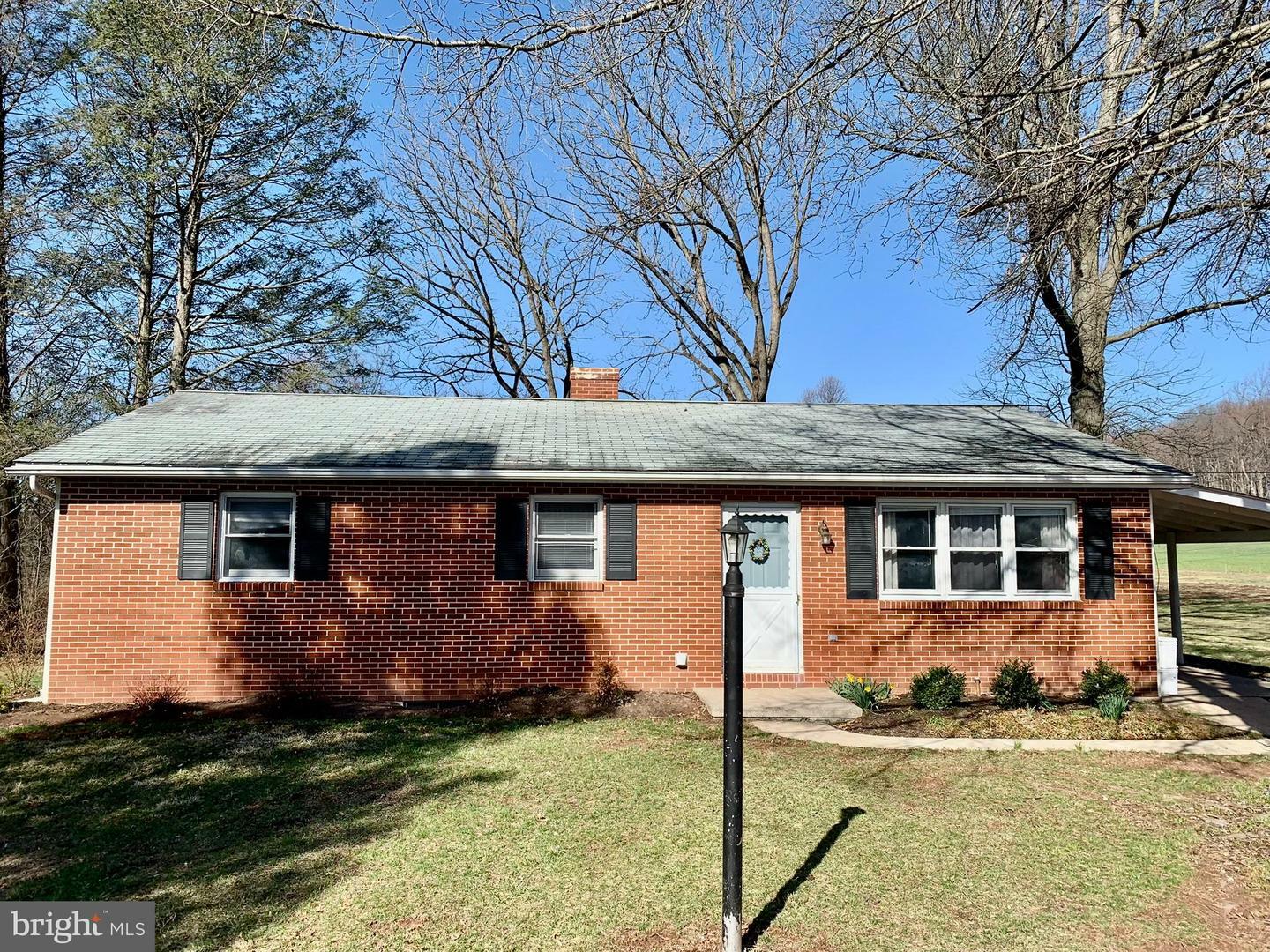 Property Photo: 691 Alleghenyville Road PA 19540