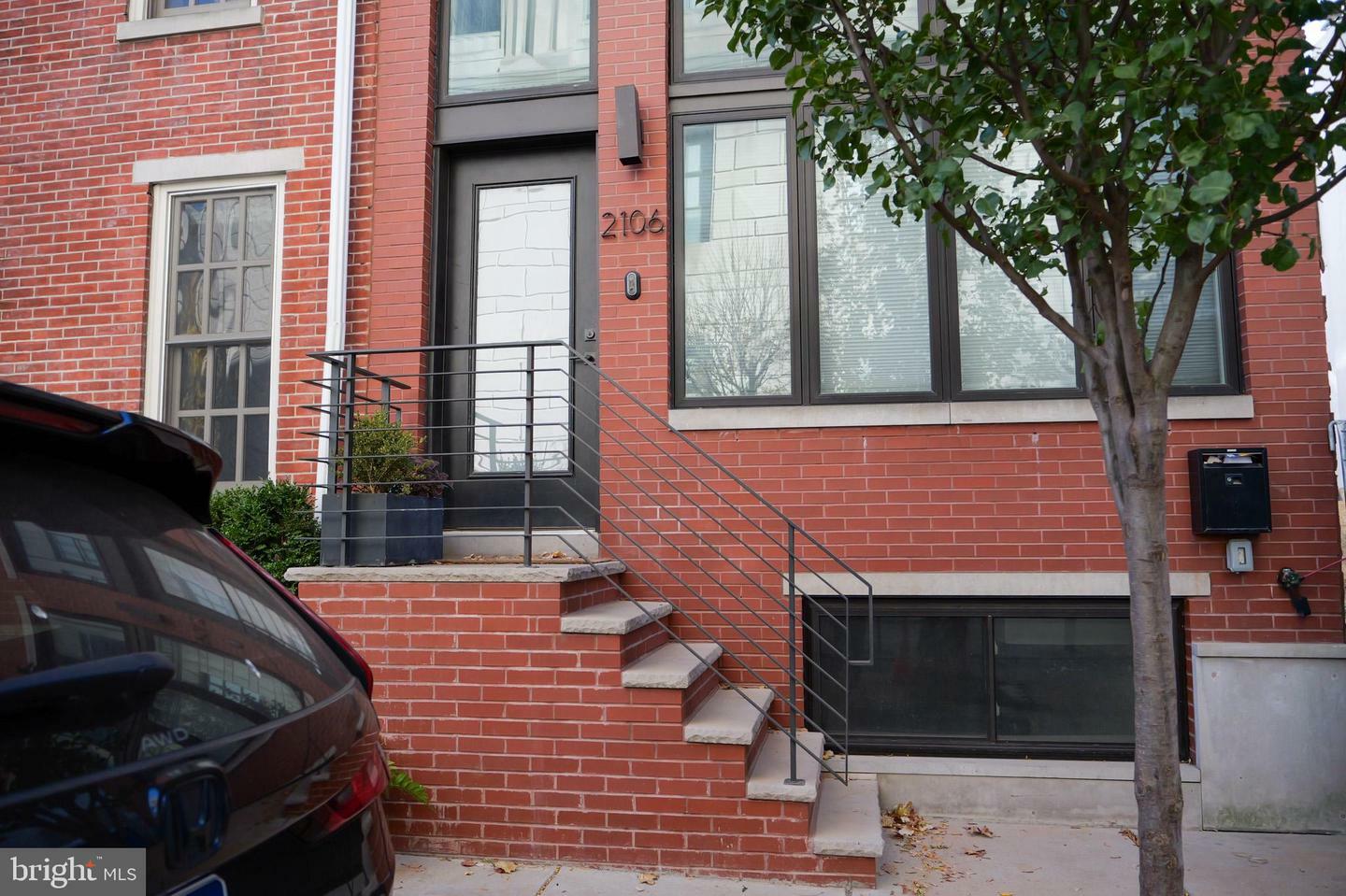 2106 Spring Street  Philadelphia PA 19103 photo