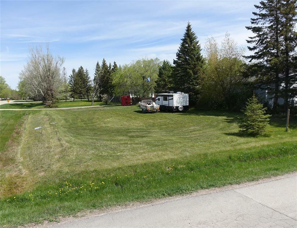 Property Photo: 301 Boyd Avenue MB R0C 2L0