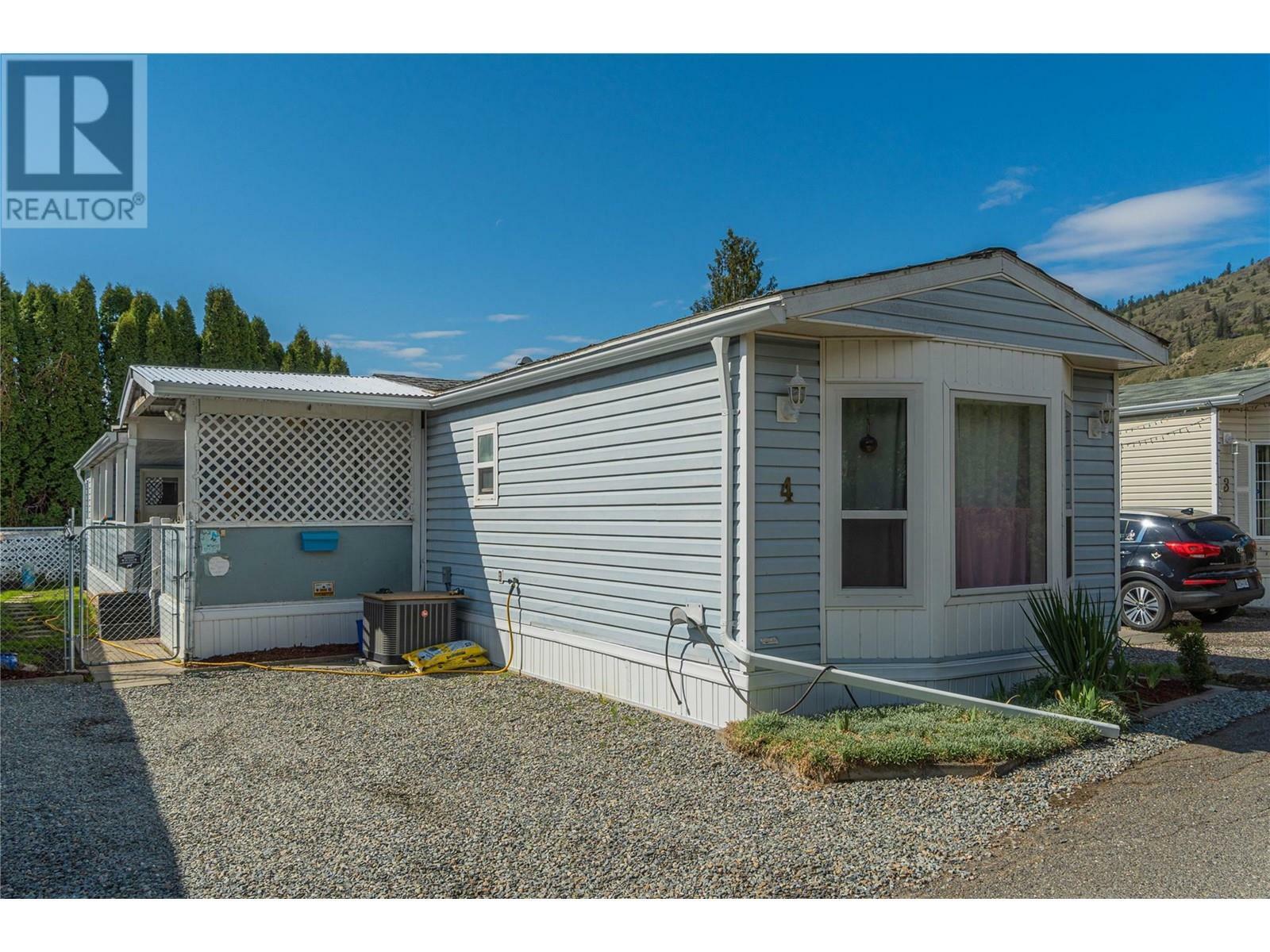 Property Photo: 2805 Westsyde Road 4 BC V2B 7E1