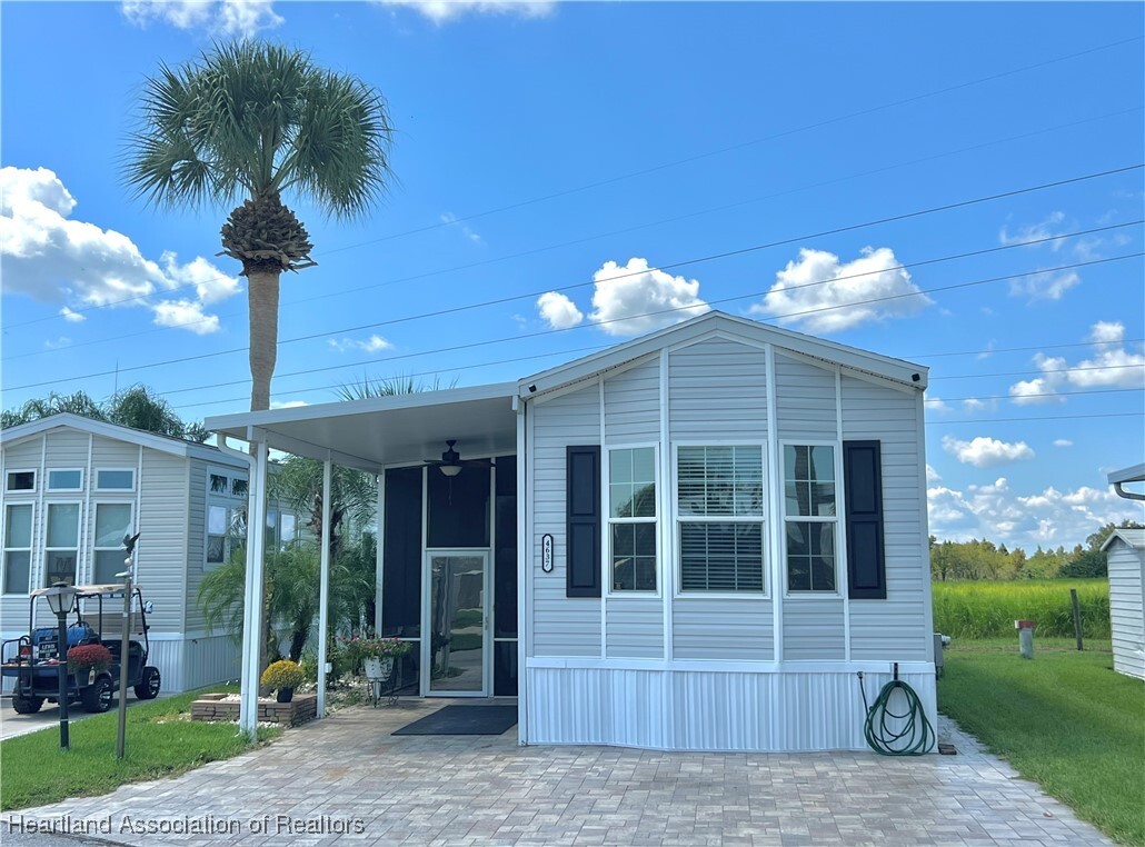 Property Photo: 4637 W Palm Drive FL 33834
