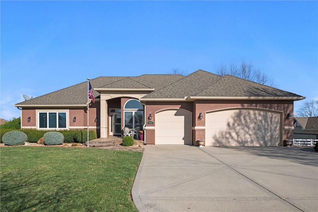 Property Photo: 5009 N 131st Street KS 66109