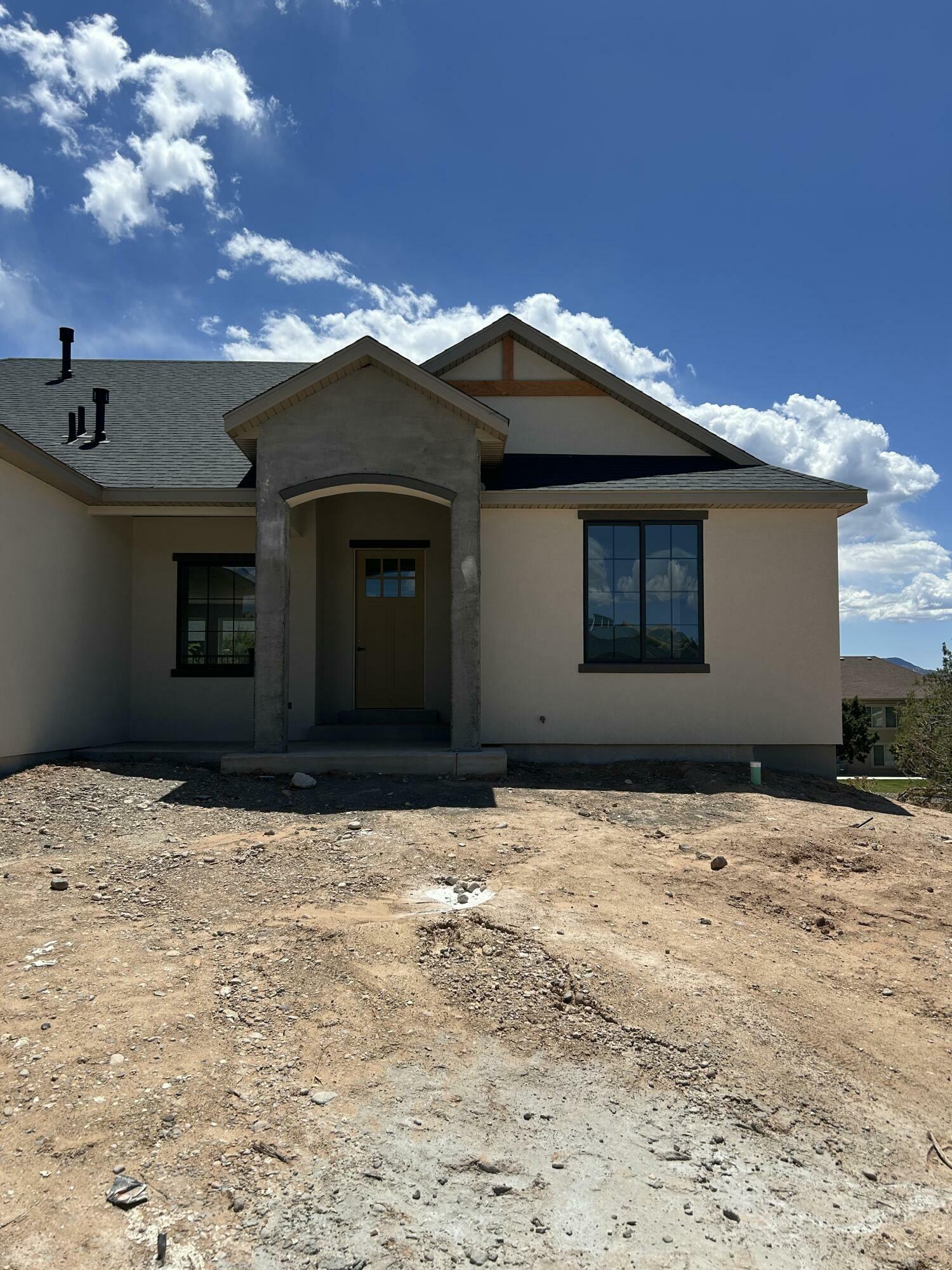 Property Photo: 2817 W Oak Springs Rd UT 84720