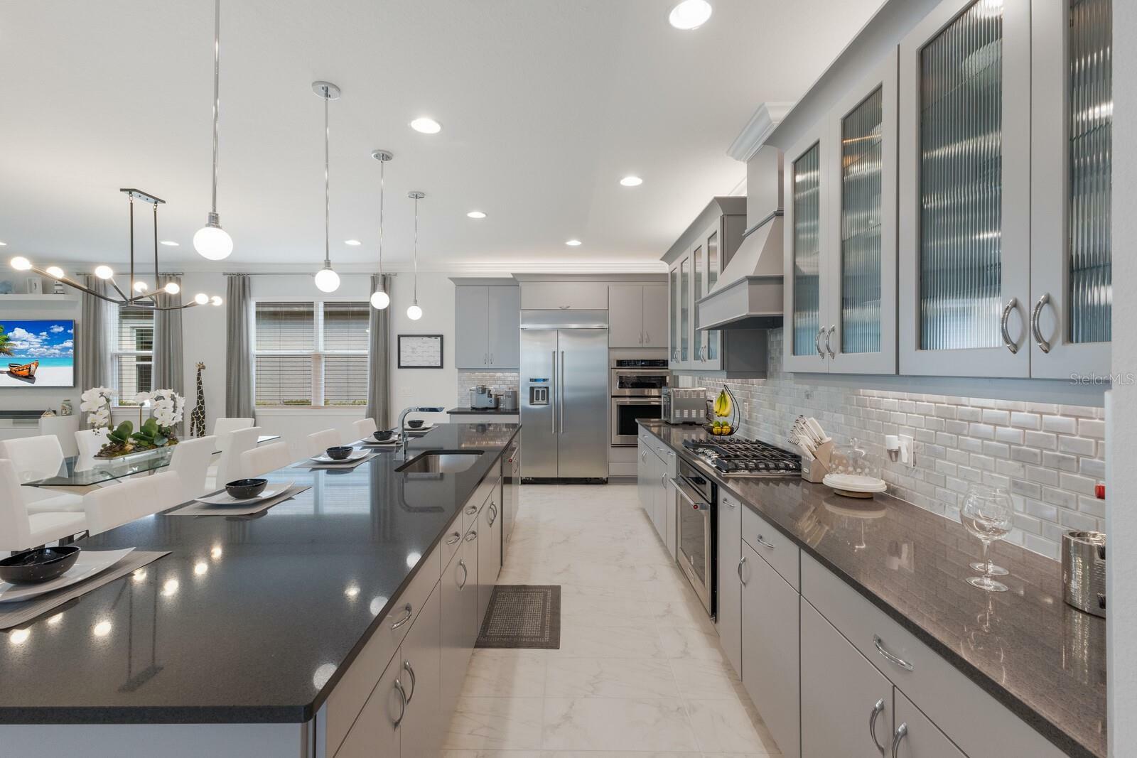 Property Photo: 5557 Long Shore Loop FL 34238