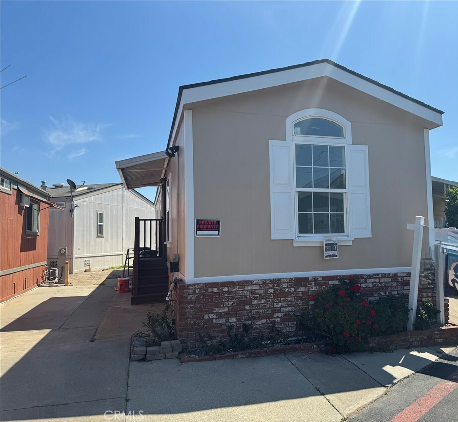 Property Photo:  1850 W Orangethorpe Avenue 23  CA 92833 