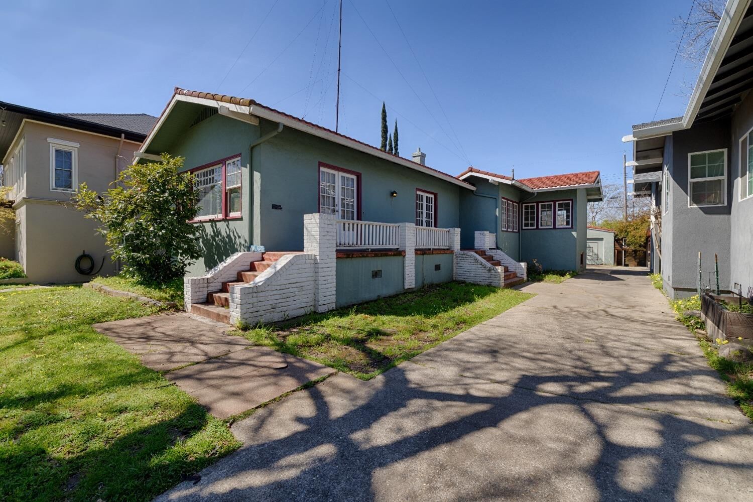 Property Photo: 1532 36th Street CA 95816