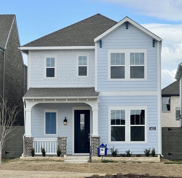 Property Photo: 1425 Roundup Way TX 76226