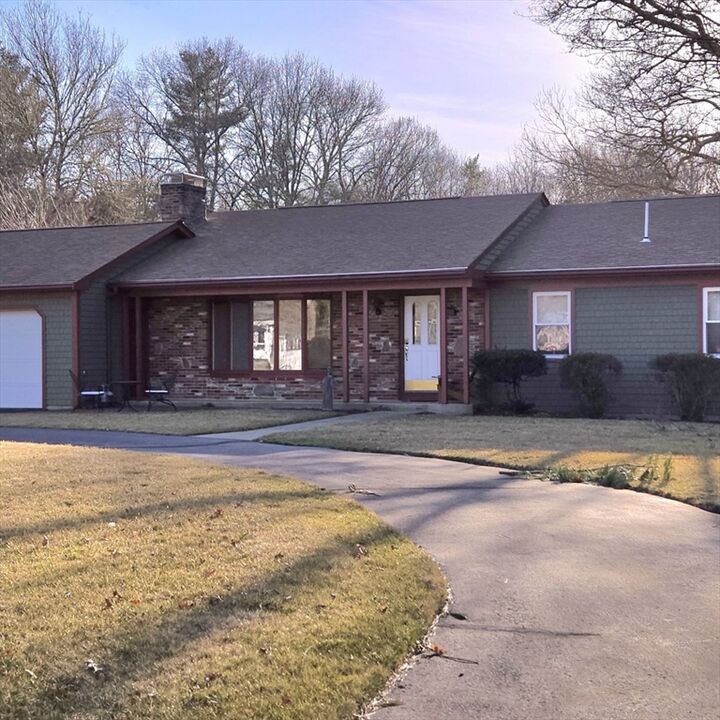 10 Hawes Dr  Freetown MA 02717 photo