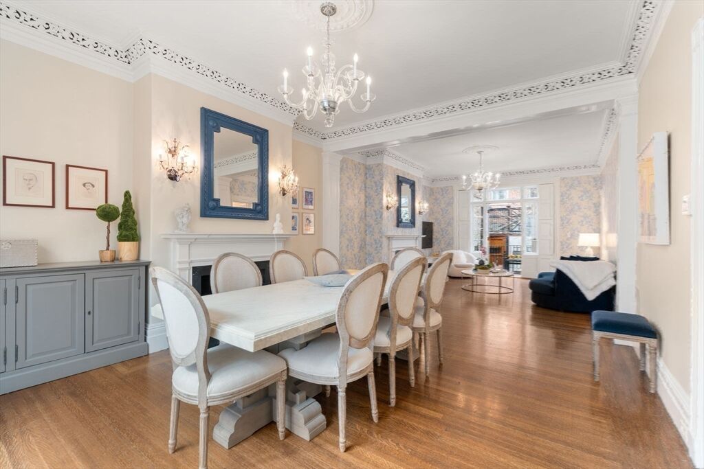 Property Photo:  41 Chestnut St  MA 02108 