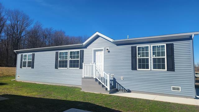 Property Photo: 884 Ottawa Court 7 MI 48813