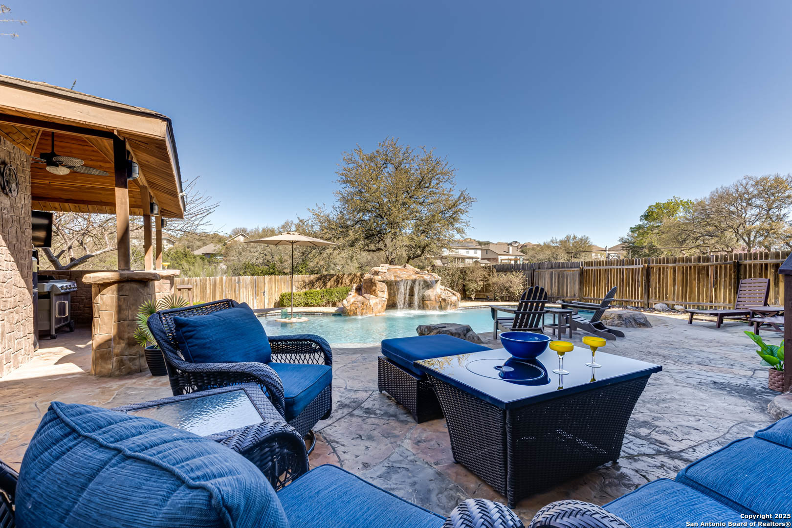 Property Photo: 25611 Willard Path TX 78261