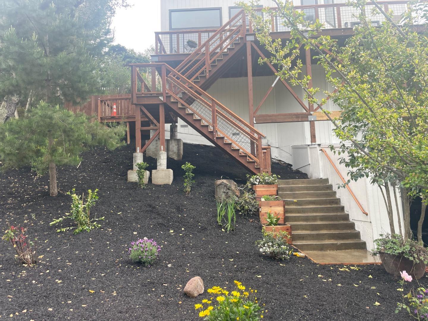 Property Photo:  2 Twitter Court  CA 94619 