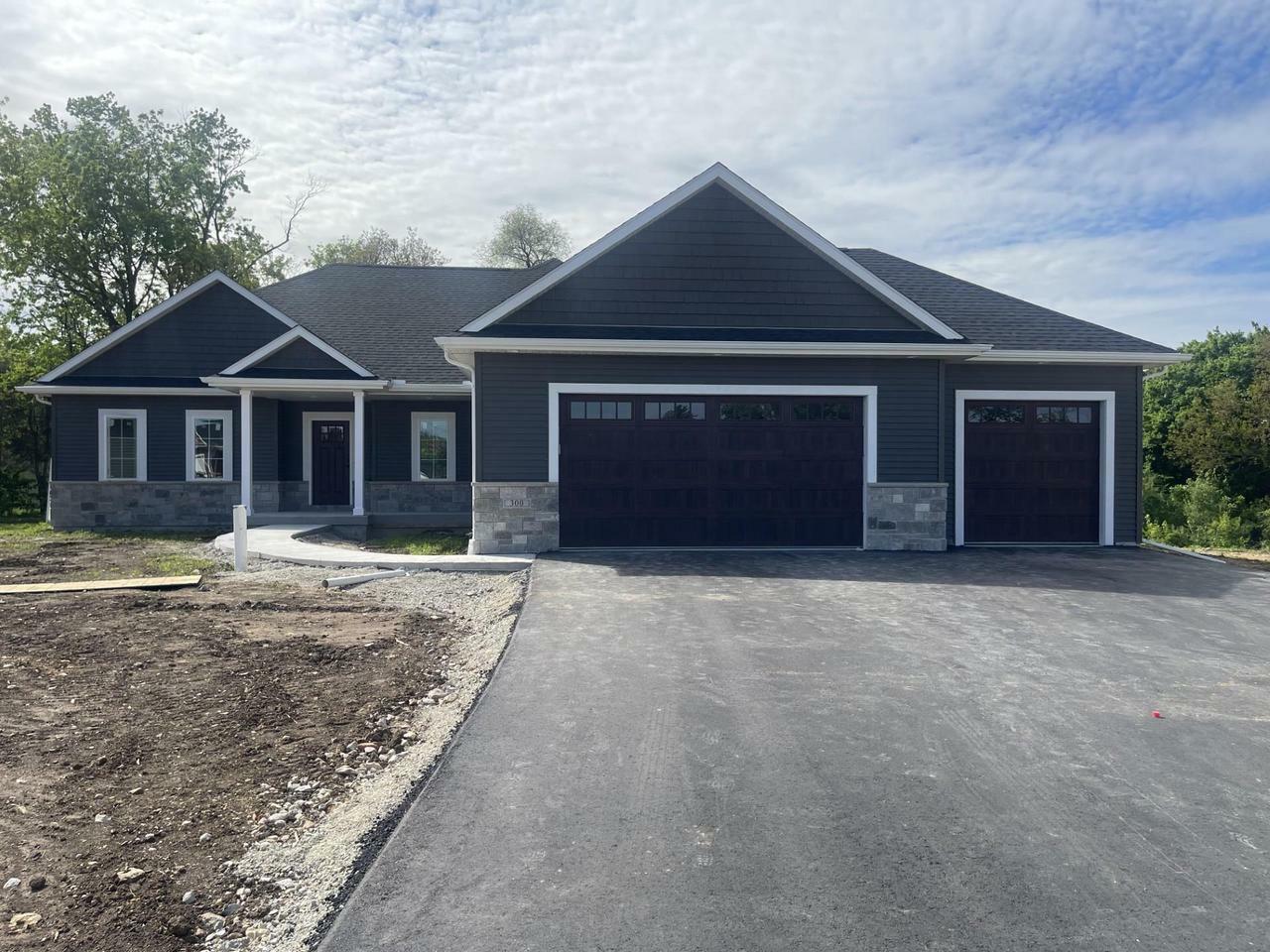 300 Luann Kay Lane  Orfordville WI 53576 photo