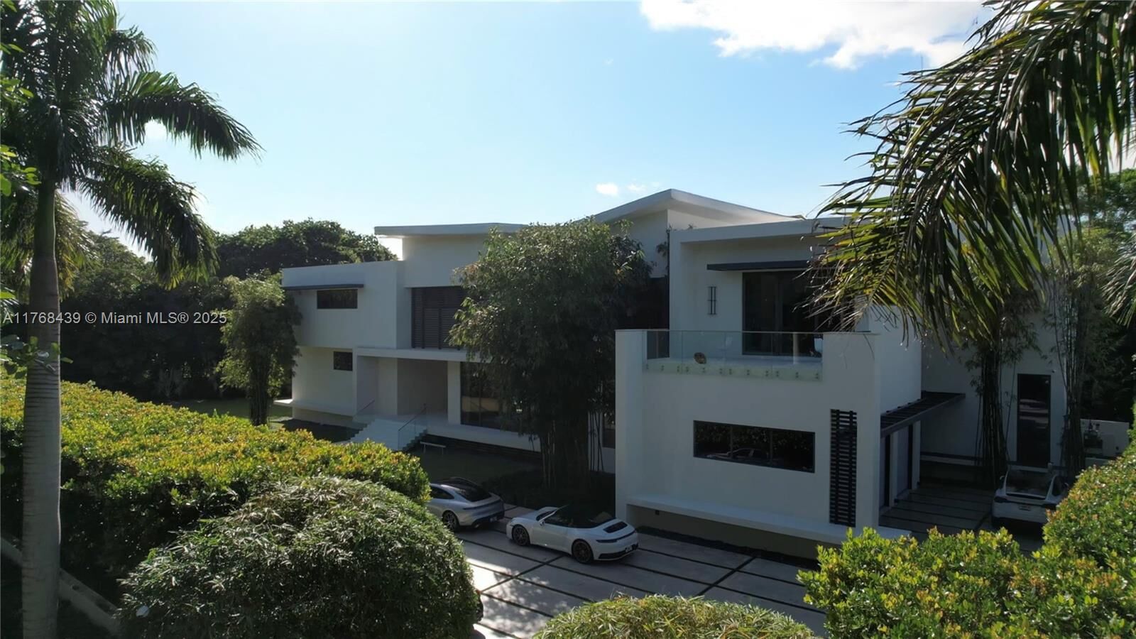 Property Photo:  4780 SW 86th Ter  FL 33143 