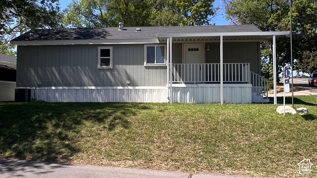 Property Photo: 186 Darlington Way UT 84041