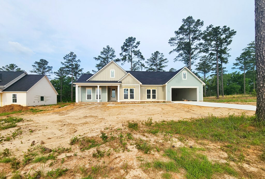 Property Photo:  225 Willow Oak Loop  GA 31763 