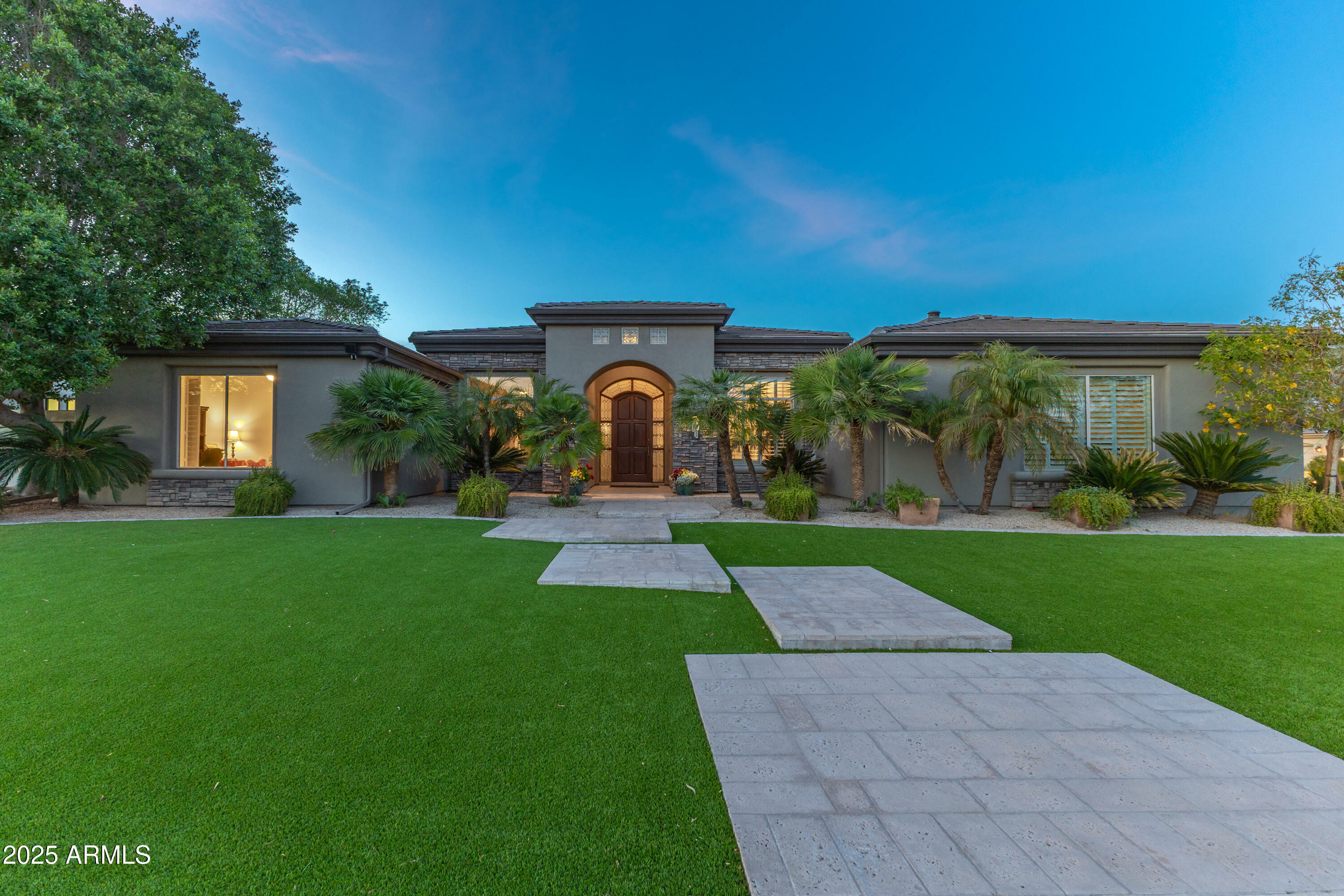 Property Photo: 7150 E Balfour Road AZ 85253