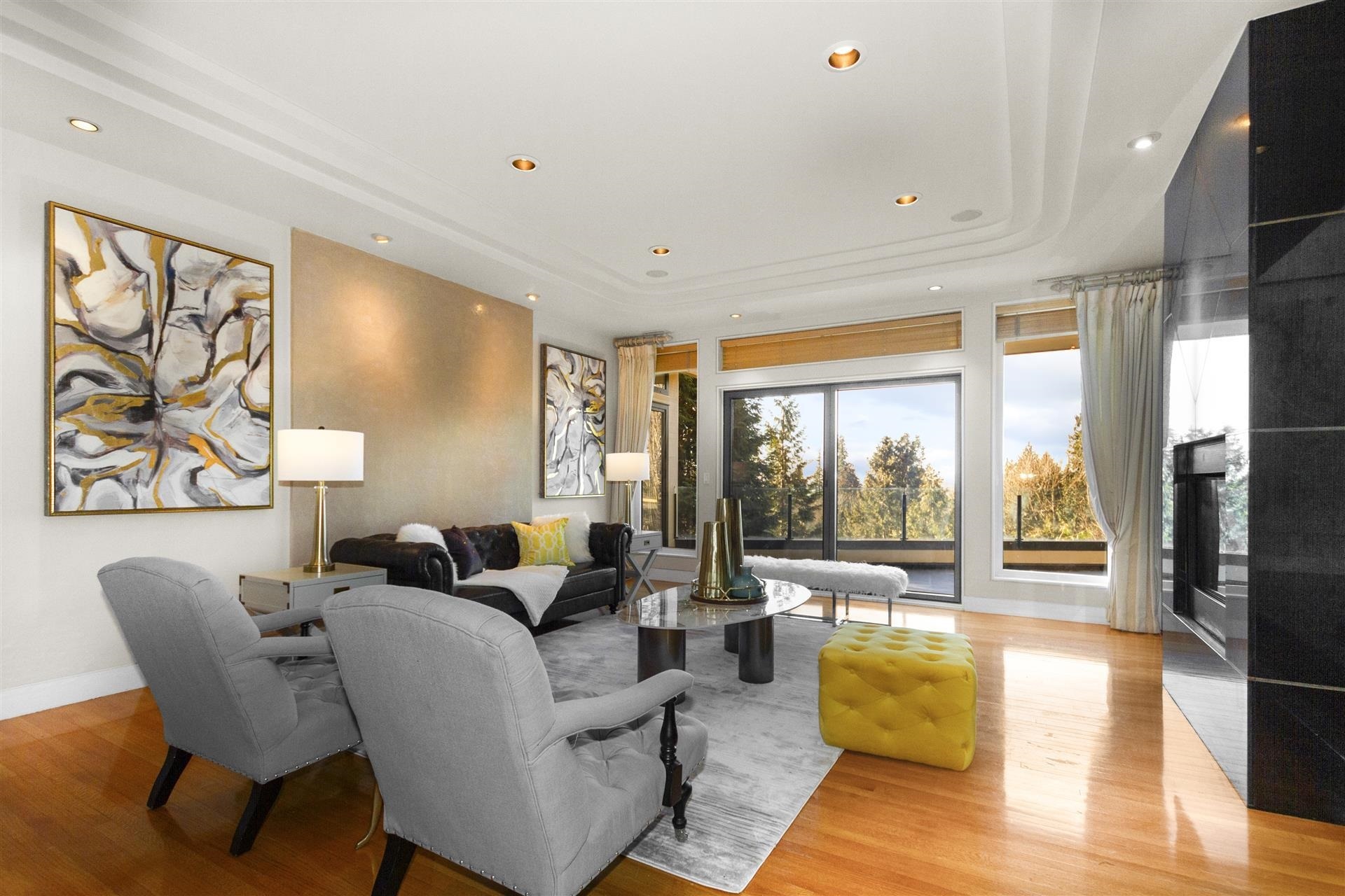 Property Photo: 2780 Rosebery Avenue BC V7V 3A2
