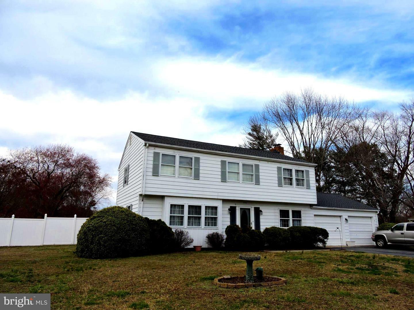 Property Photo: 910 Park Drive DE 19973