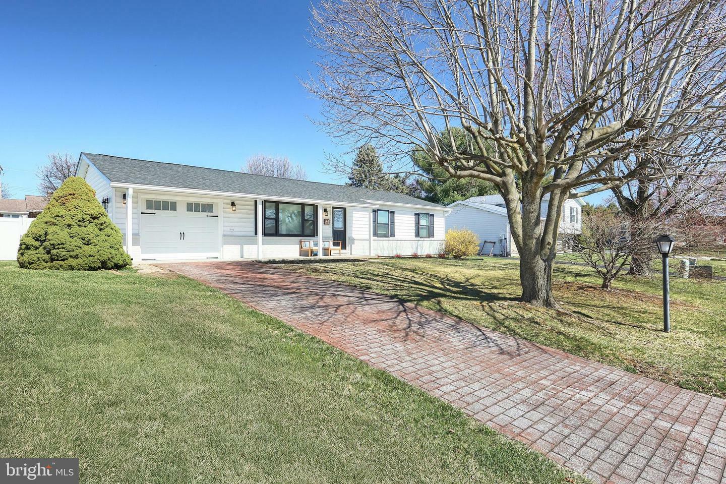 55 Cardinal Drive  Hanover PA 17331 photo