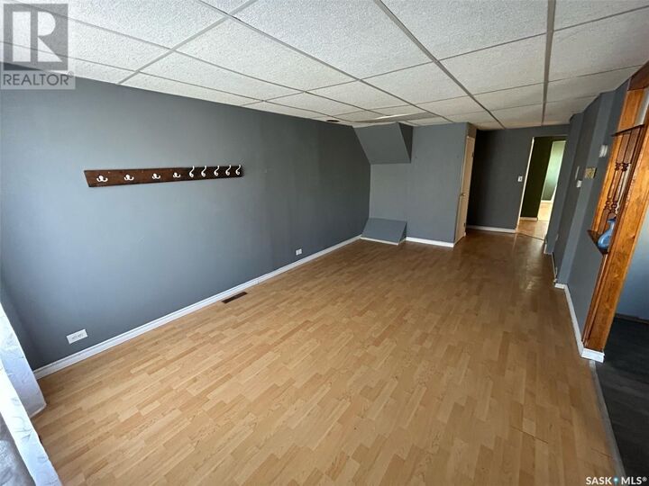 Property Photo: 211 4th Avenue W SK S0H 0B0