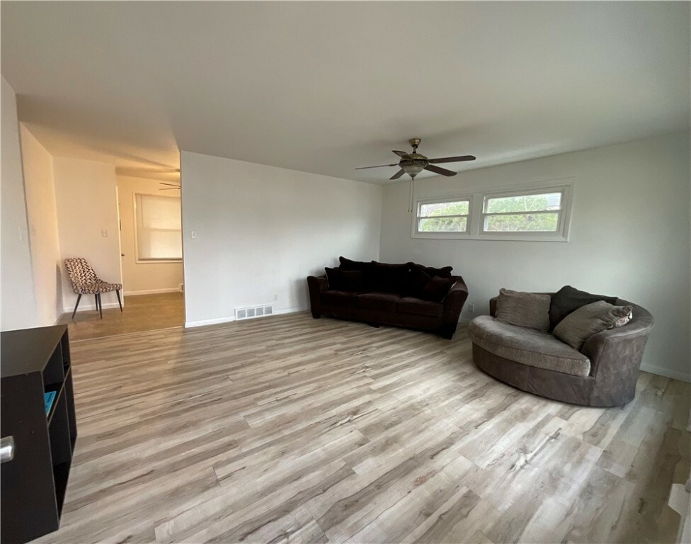 Property Photo: 139 Isabella Drive IL 62521